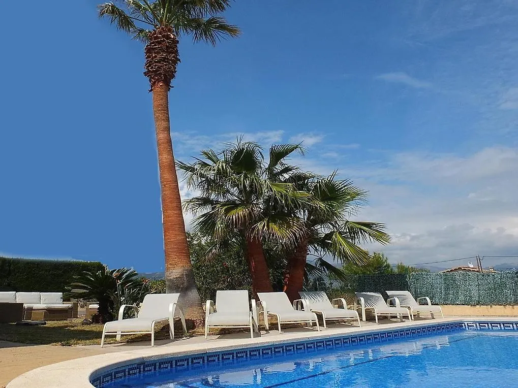 Villa Martina 4 Bedroom Villa With Air Conditioning & Private Swimming Pool Ideal For Families L'Ametlla de Mar